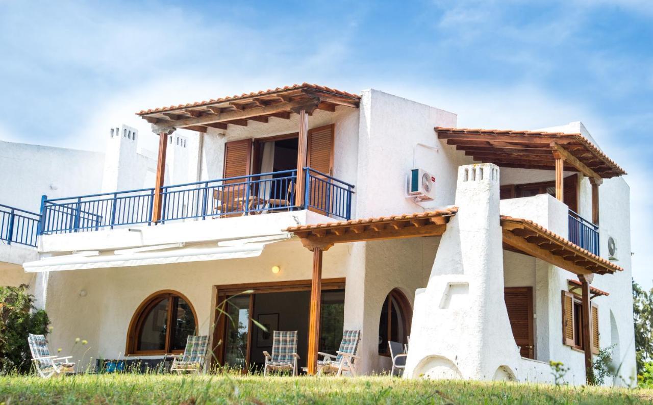 Summerday Villa Private Beach Nea Iraklia Buitenkant foto