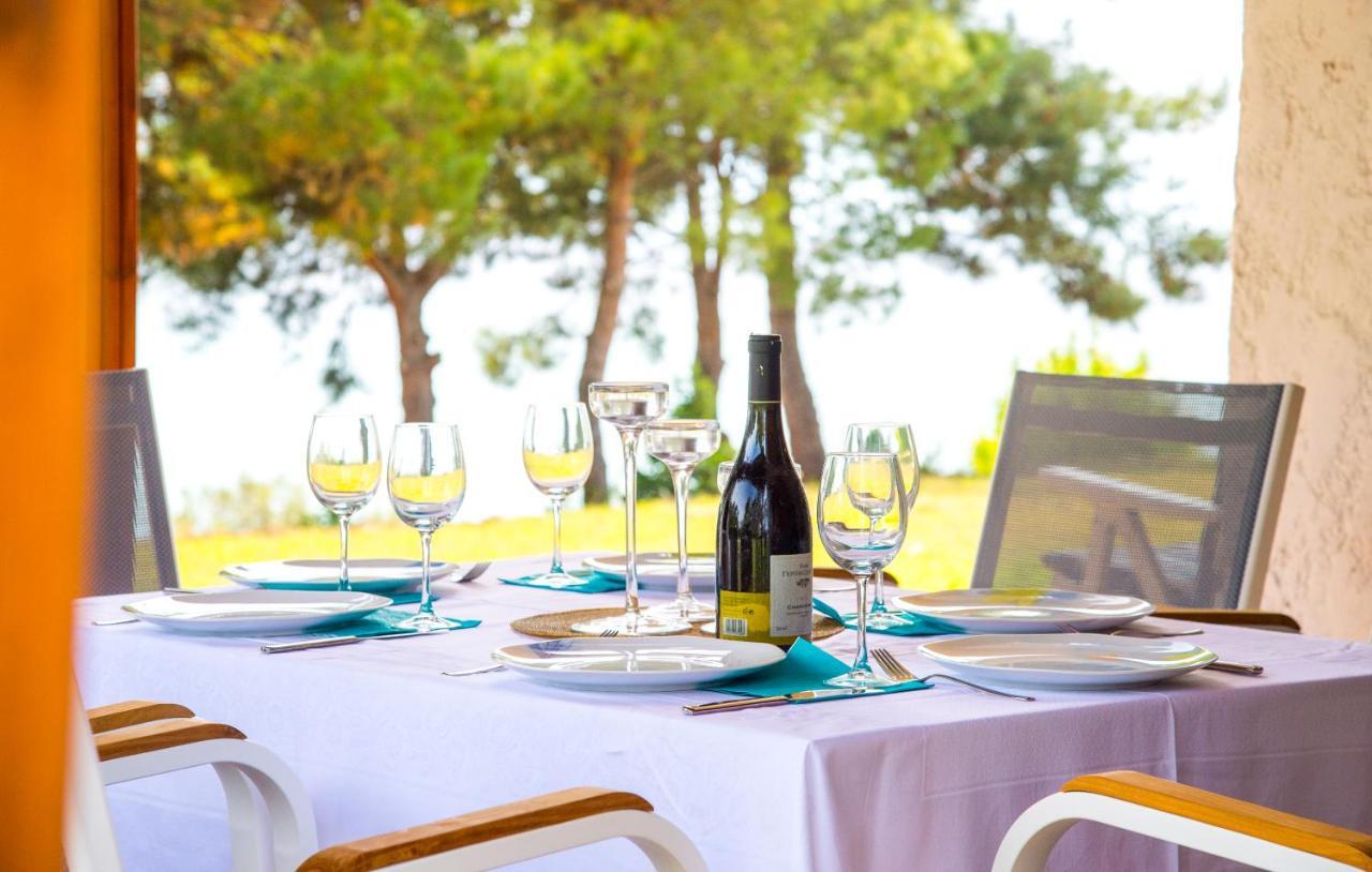 Summerday Villa Private Beach Nea Iraklia Buitenkant foto