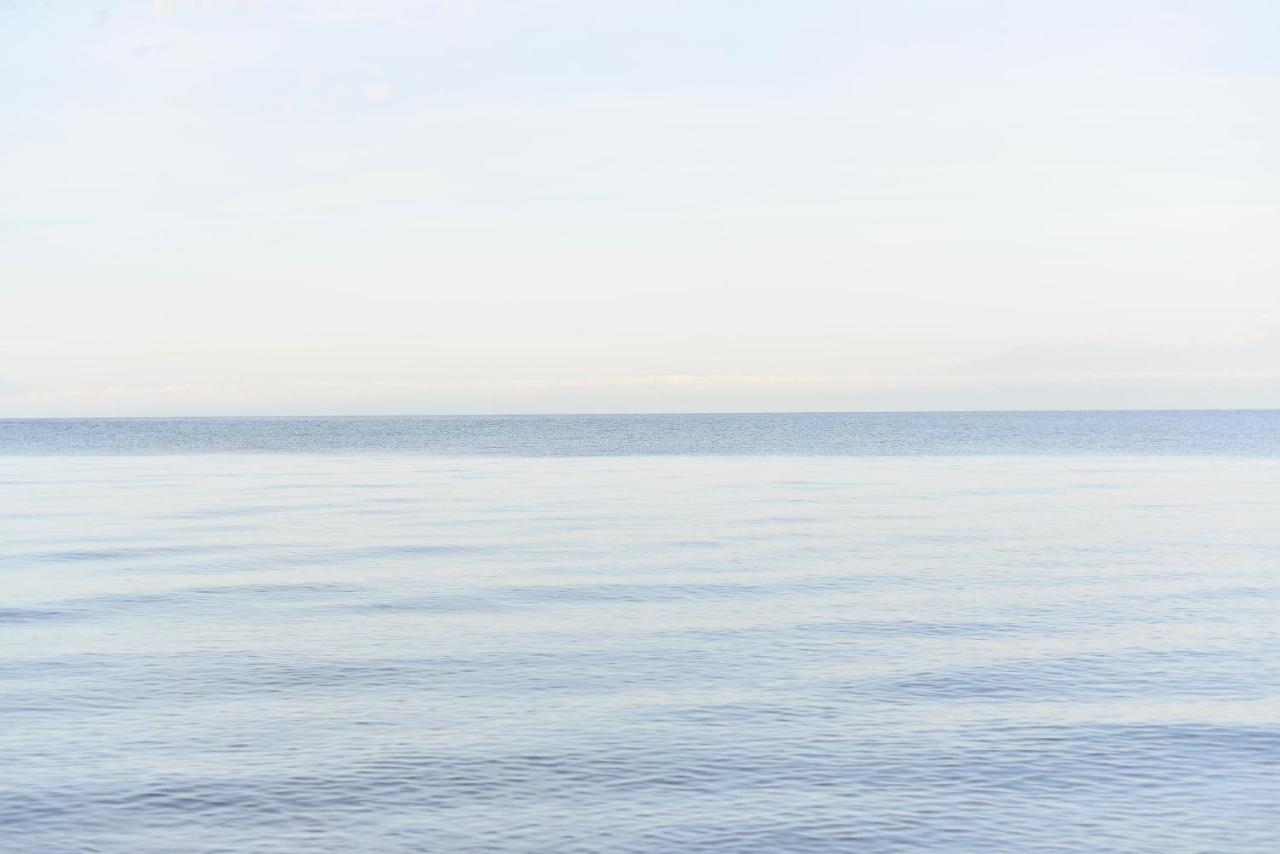 Summerday Villa Private Beach Nea Iraklia Buitenkant foto
